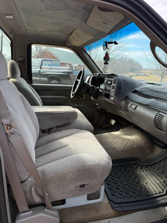 Chevy-silverado-3500hd-diesel-1995-green-11