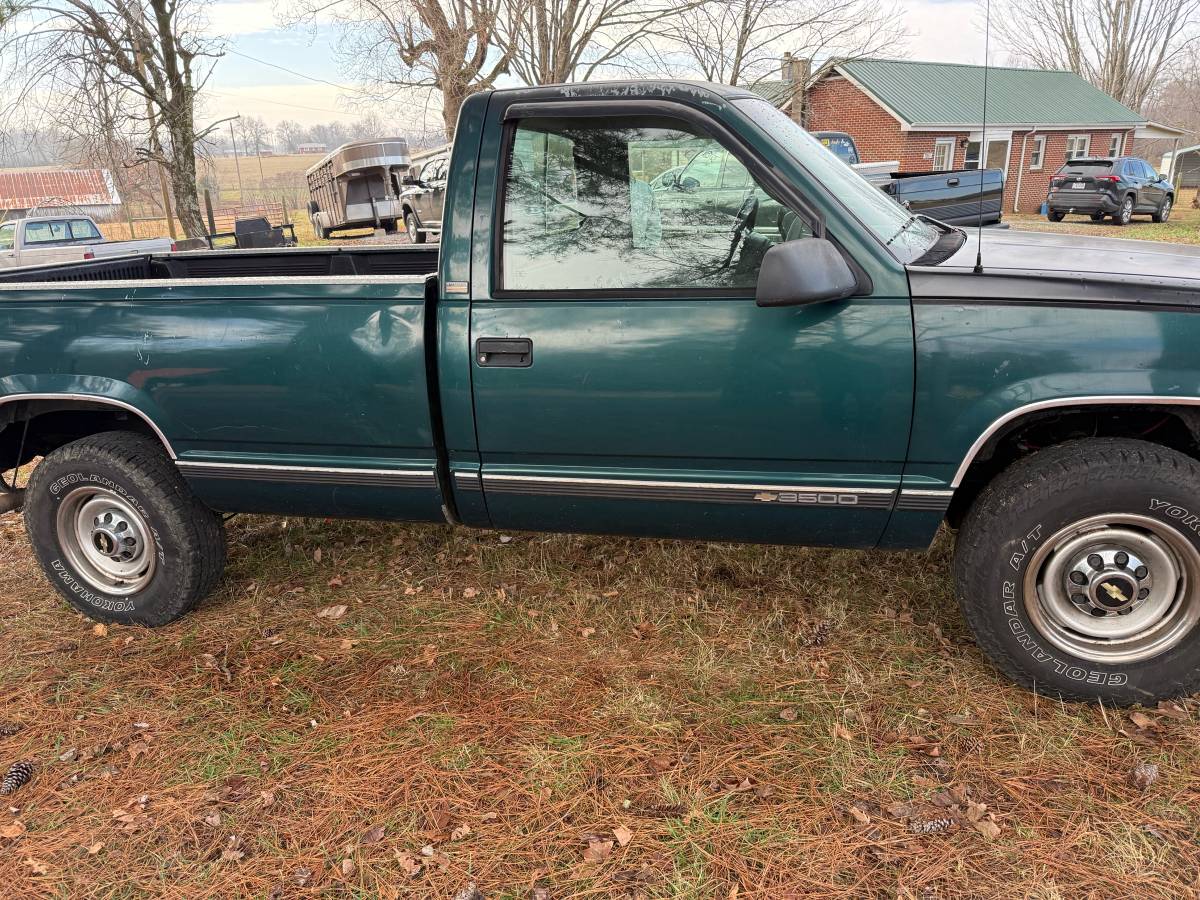 Chevy-silverado-3500hd-diesel-1995-green-2