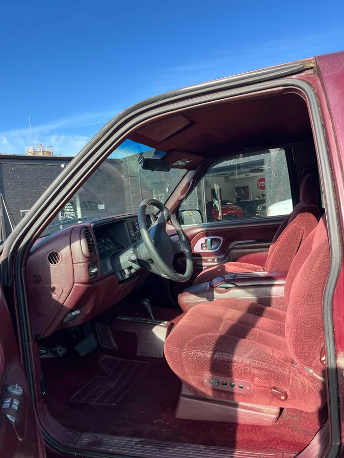 Chevy-silverado-k1500-1995-red-4