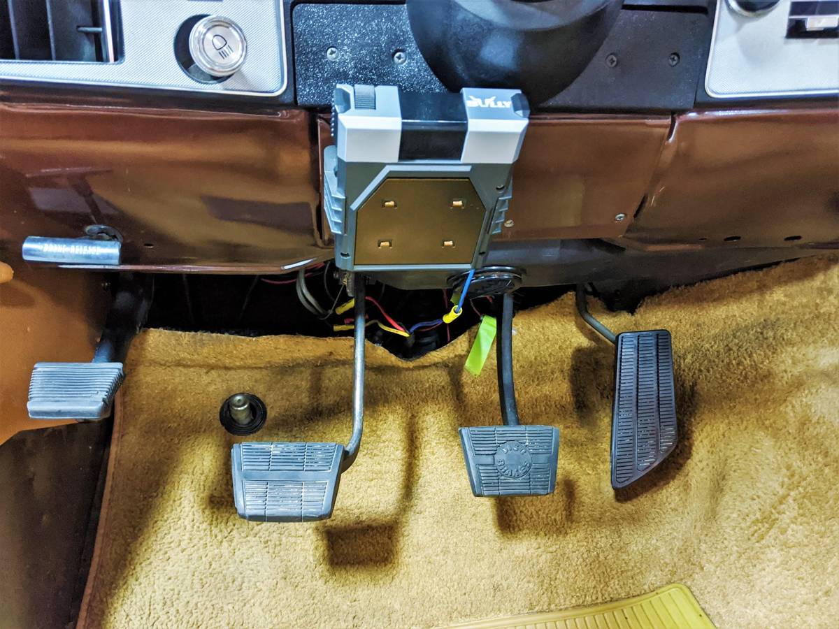 Chevy-silverado-k30-1979-brown-8