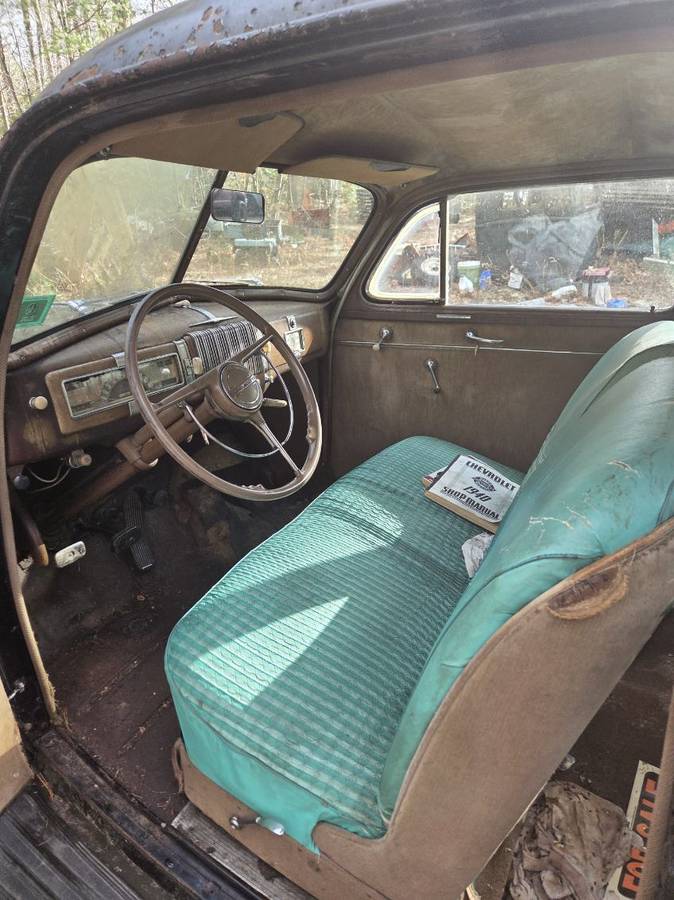 Chevy-special-deluxe-1940-black-36