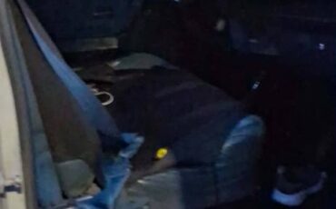 Chevy-square-body-1986-grey-3