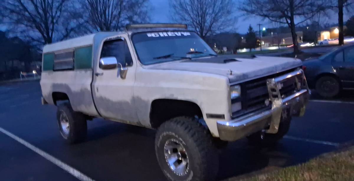 Chevy-square-body-1986-grey
