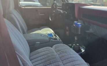 Chevy-square-body-crew-cab-1984-1