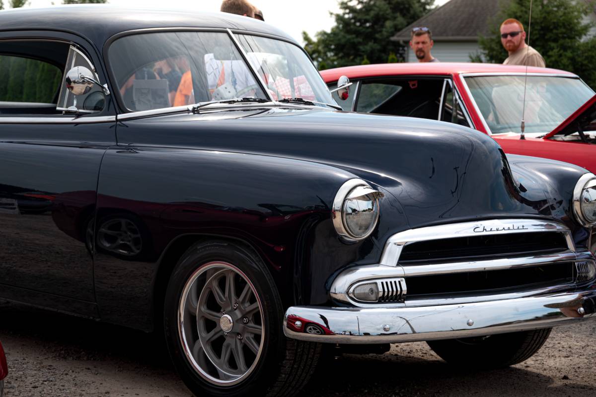 Chevy-style-line-deluxe-1951-blue-1