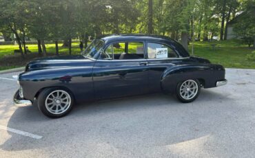 Chevy-style-line-deluxe-1951-blue-6