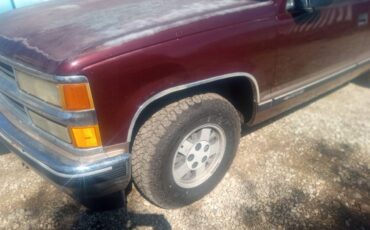 Chevy-suburban-1500-1995-custom-6