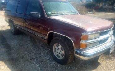 Chevy-suburban-1500-1995-custom-9