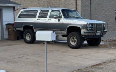 Chevy-suburban-v1500-5.7-4x4-1990-grey-10