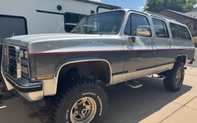 Chevy suburban v1500 5.7 4×4 1990