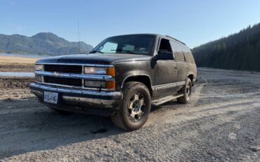 Chevy-tahoe-4x4-1995-black