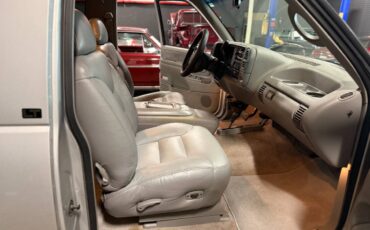 Chevy-tahoe-lt-4x4-1995-silver-10