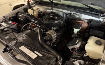 Chevy-tahoe-lt-4x4-1995-silver-11