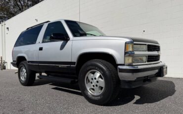 Chevy-tahoe-lt-4x4-1995-silver