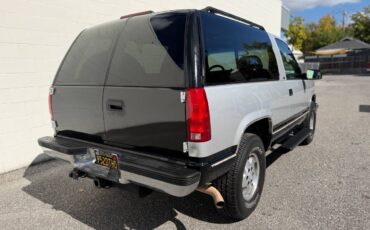 Chevy-tahoe-lt-4x4-1995-silver-4