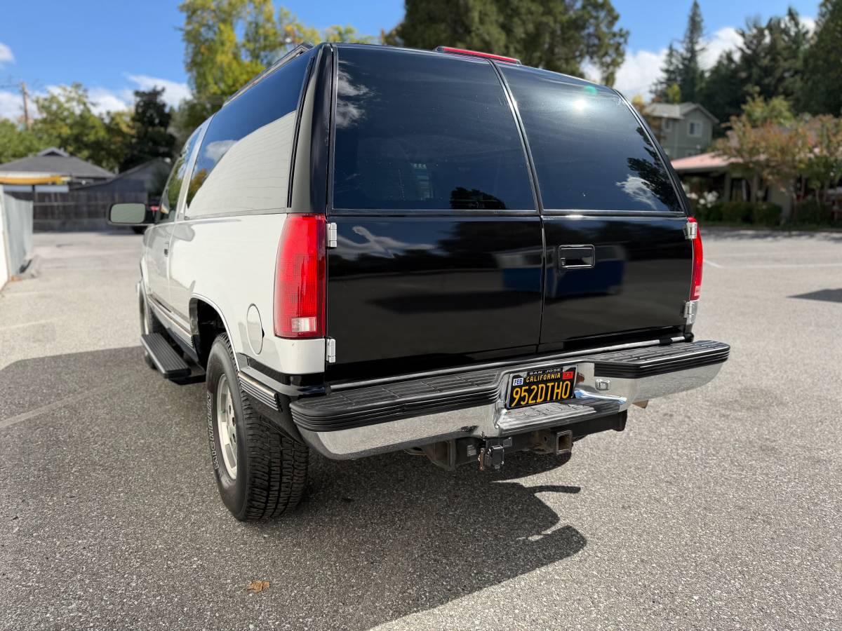 Chevy-tahoe-lt-4x4-1995-silver-6