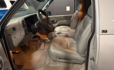 Chevy-tahoe-lt-4x4-1995-silver-8