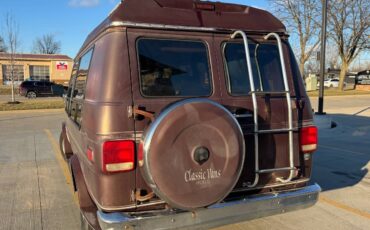 Chevy-van-1991-custom-6