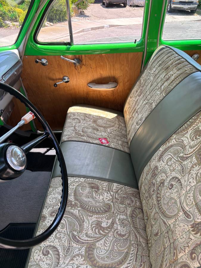 Chevy-wagon-150-1954-green-5