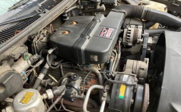 Chevy-wagon-hearse-1993-grey-11