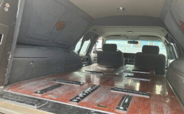 Chevy-wagon-hearse-1993-grey-16