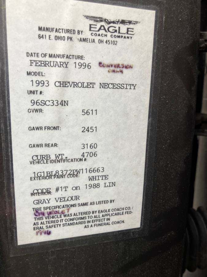 Chevy-wagon-hearse-1993-grey-20