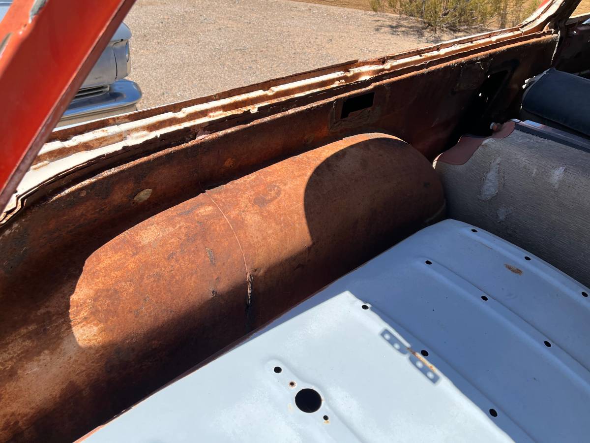 Chevynomad-1956-grey-3