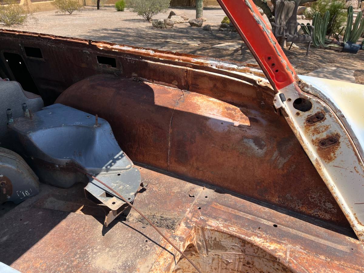 Chevynomad-1956-grey-4