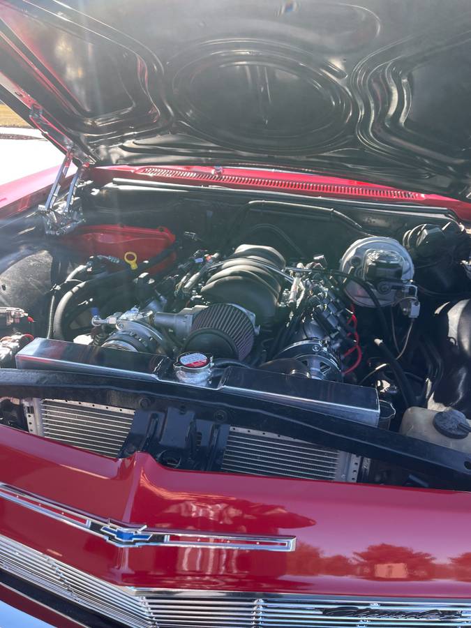 Chrevrolet-impala-1965-red-3