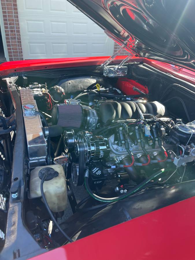 Chrevrolet-impala-1965-red-4