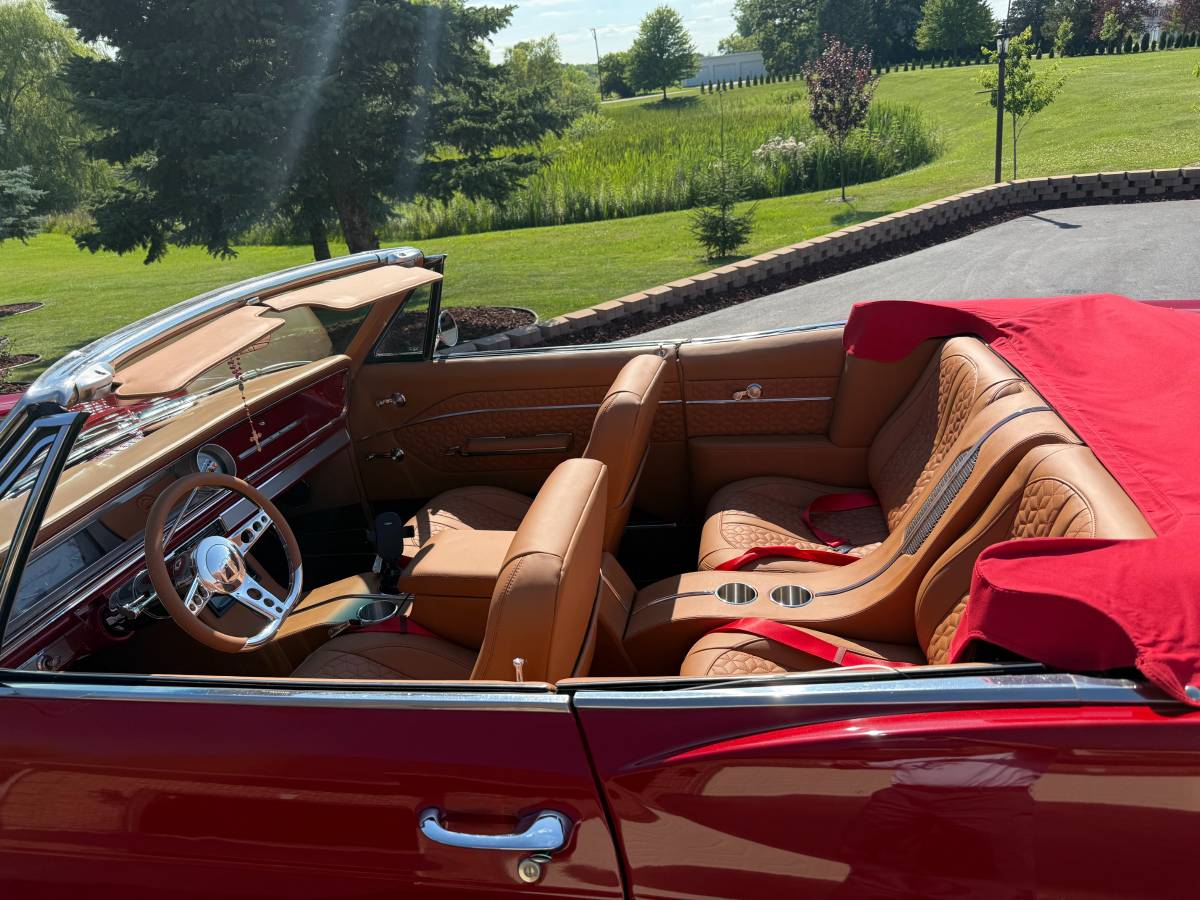 Chrevrolet-impala-1965-red