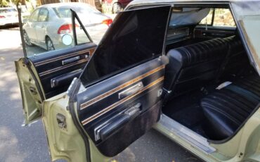 Chrysler-1968-green-12