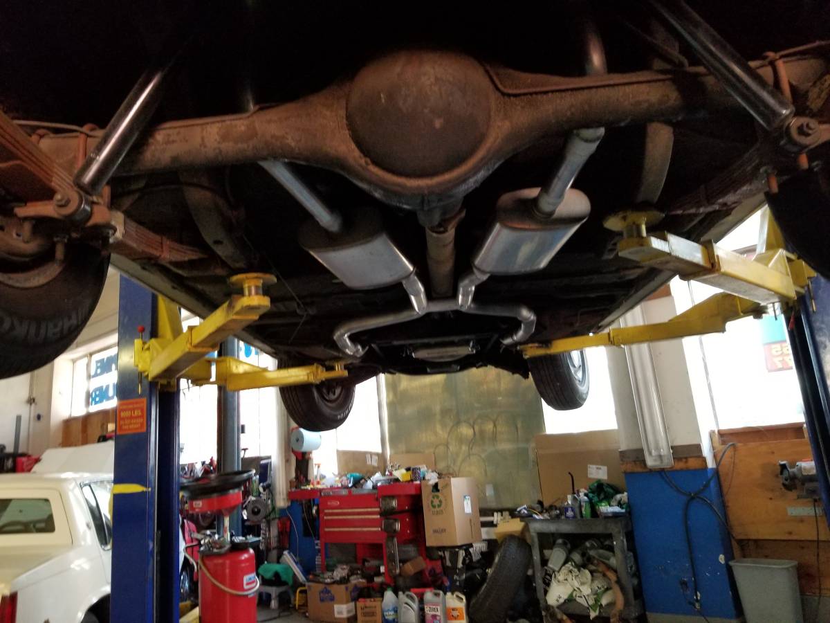 Chrysler-1968-green-2