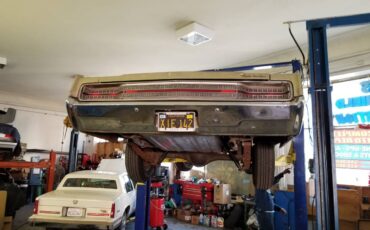 Chrysler-1968-green-7