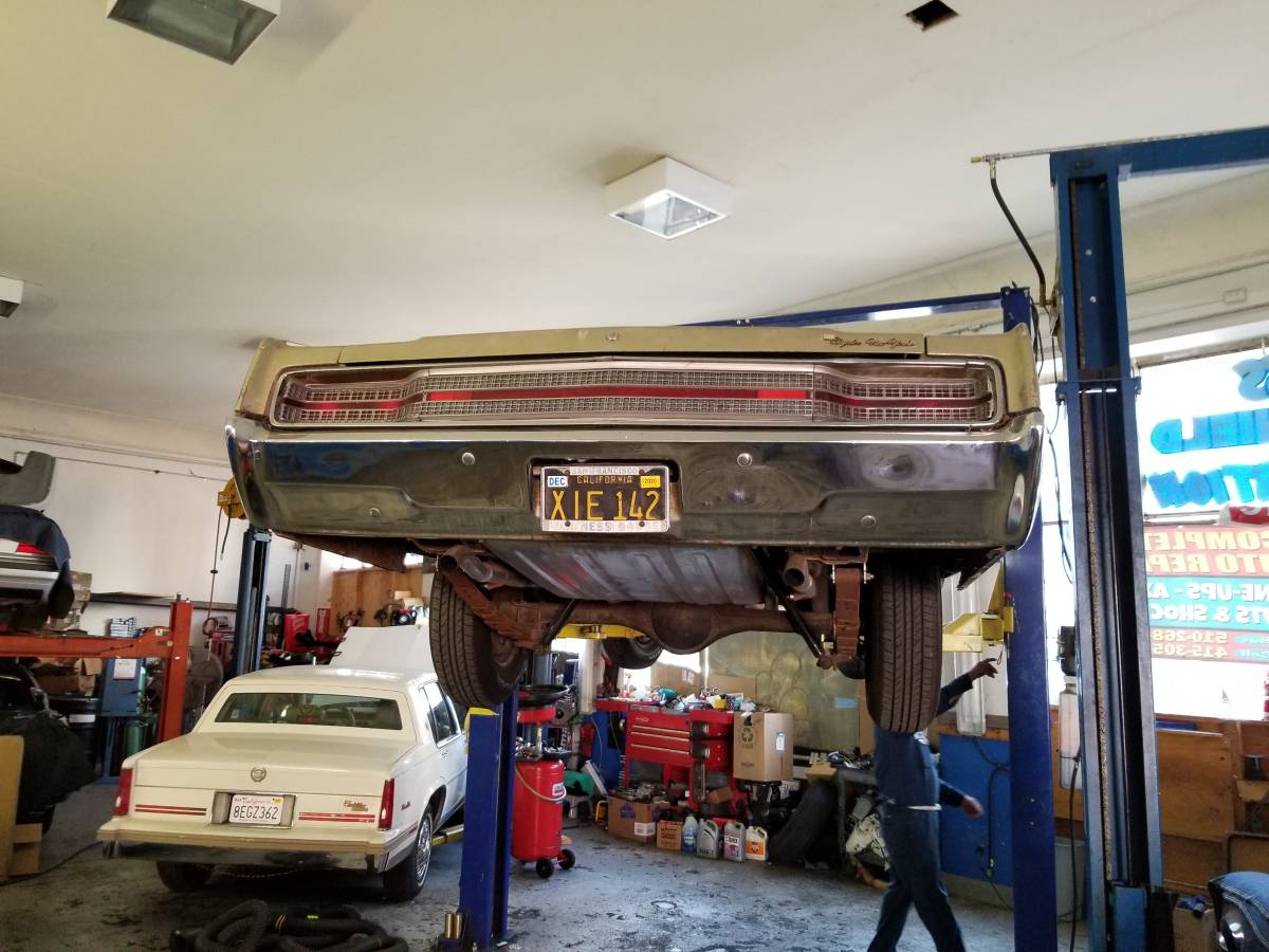 Chrysler-1968-green-7