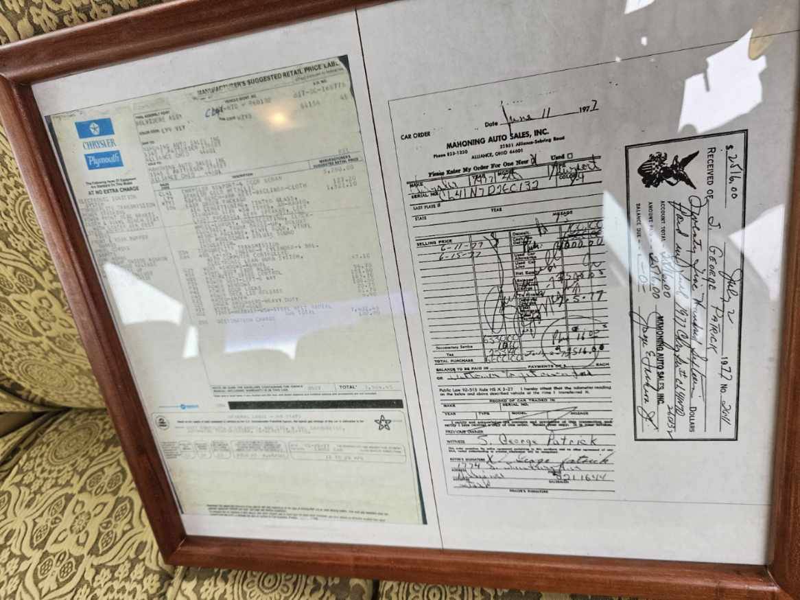 Chrysler-1977-brown-11