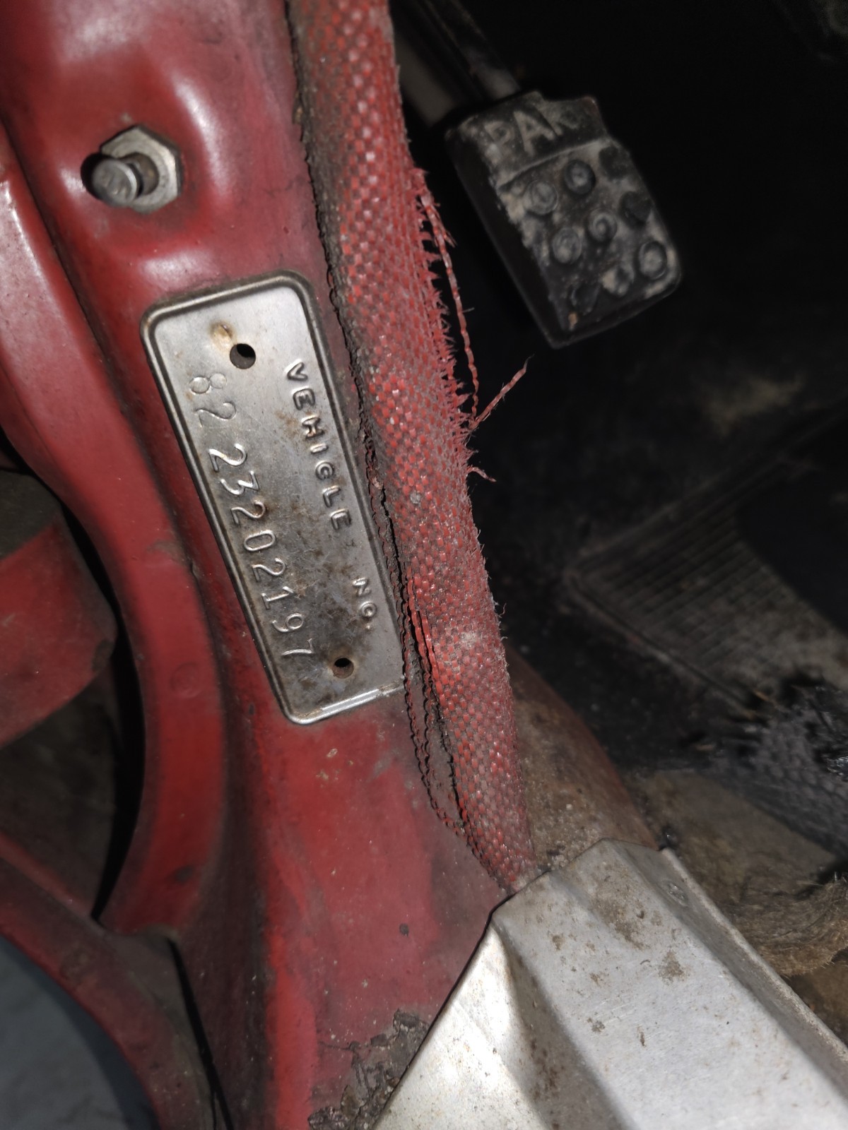 Chrysler-300-Series-1962-Coupe-8