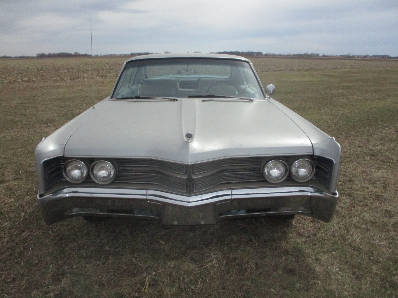 Chrysler-300-Series-1967-Hard-Top-2