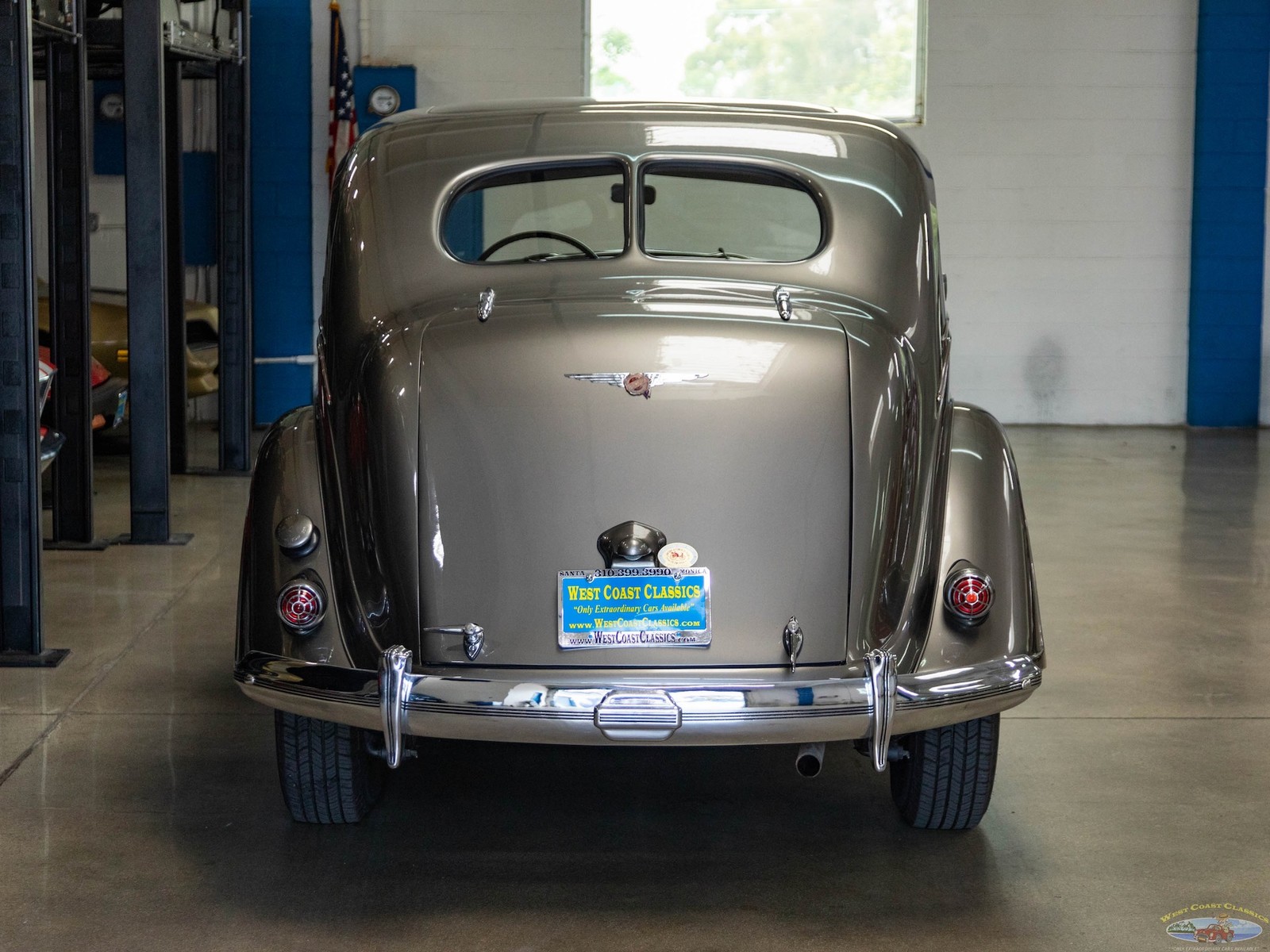 Chrysler-Airflow-Series-C-11-1936-4-Door-Sedan-17