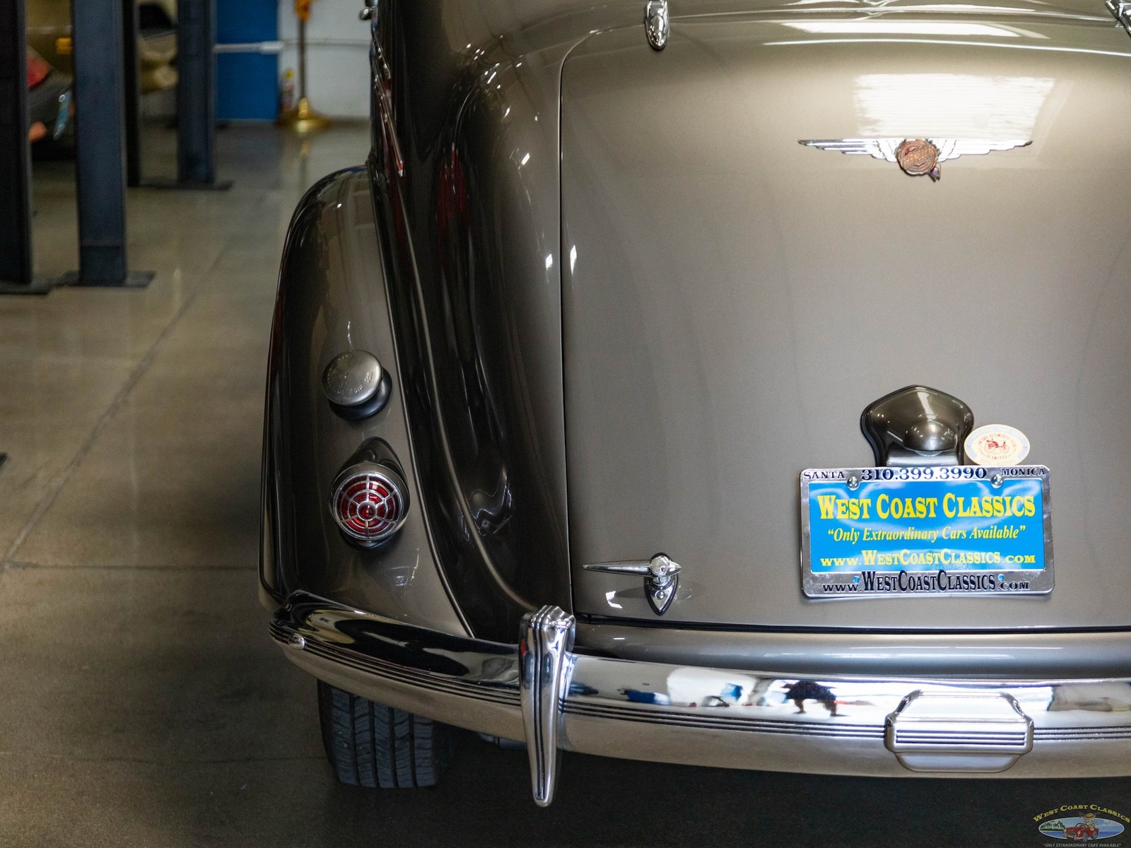 Chrysler-Airflow-Series-C-11-1936-4-Door-Sedan-18