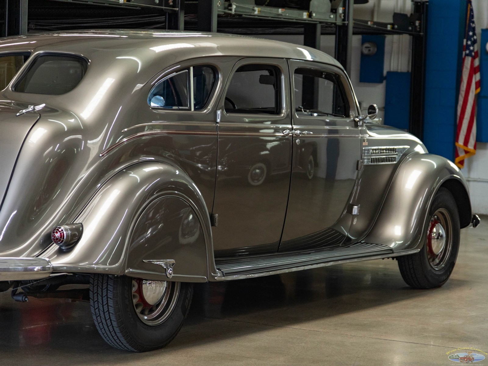 Chrysler-Airflow-Series-C-11-1936-4-Door-Sedan-26
