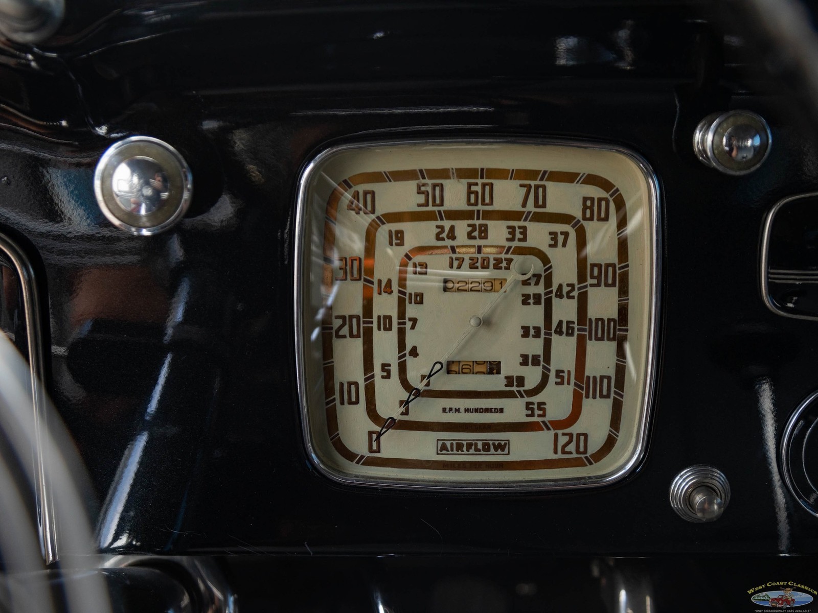 Chrysler-Airflow-Series-C-11-1936-4-Door-Sedan-37