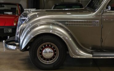 Chrysler-Airflow-Series-C-11-1936-4-Door-Sedan-4