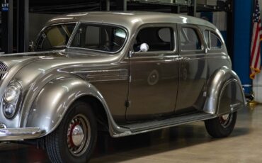 Chrysler-Airflow-Series-C-11-1936-4-Door-Sedan-9