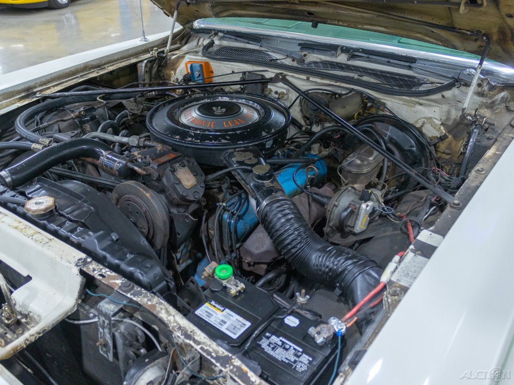 Chrysler-Cordoba-1977-Other-13