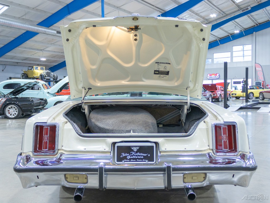 Chrysler-Cordoba-1977-Other-15