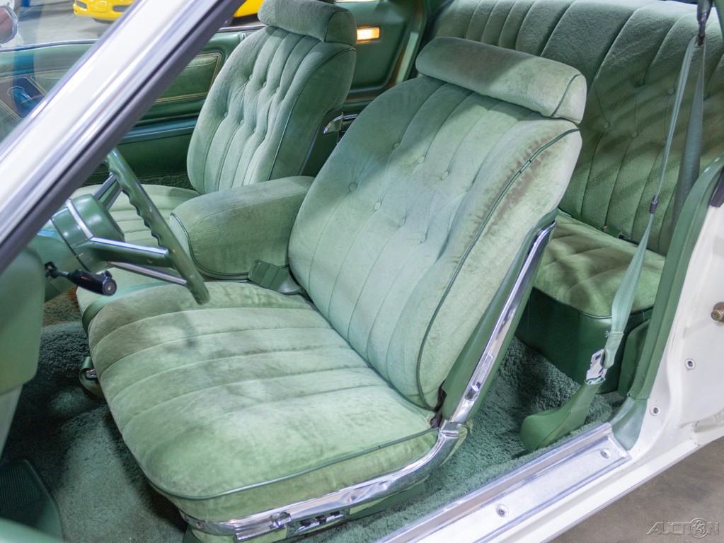 Chrysler-Cordoba-1977-Other-22