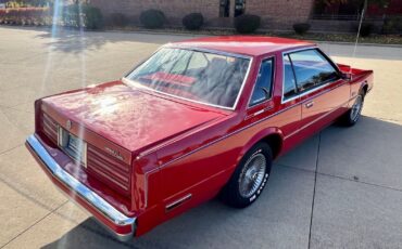 Chrysler-Cordoba-1980-Coupe-13