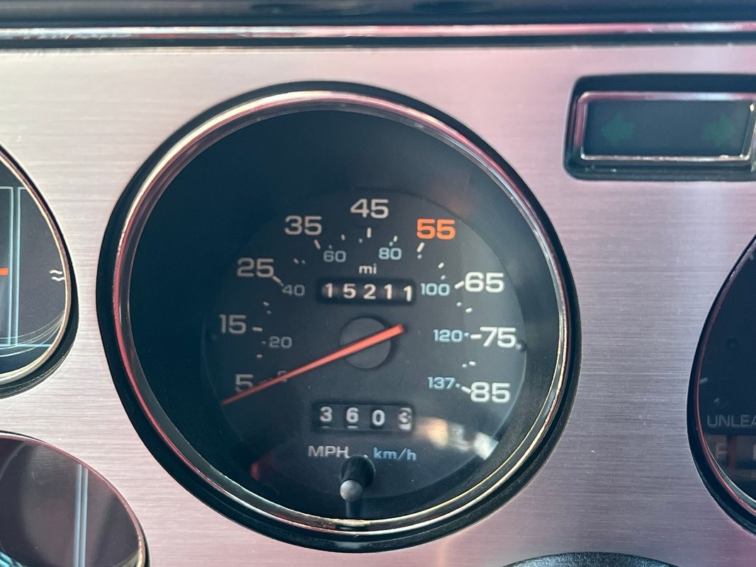 Chrysler-Cordoba-1980-Coupe-37