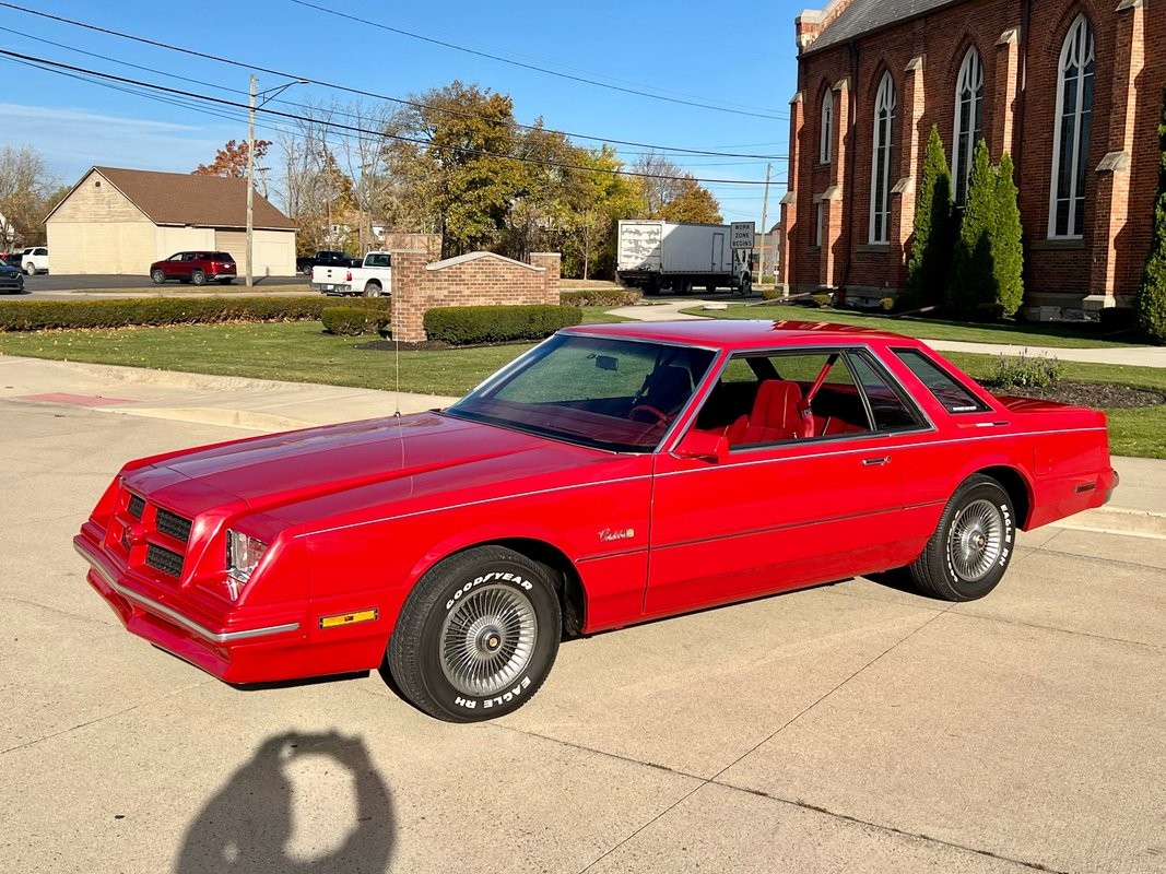 Chrysler-Cordoba-1980-Coupe-9